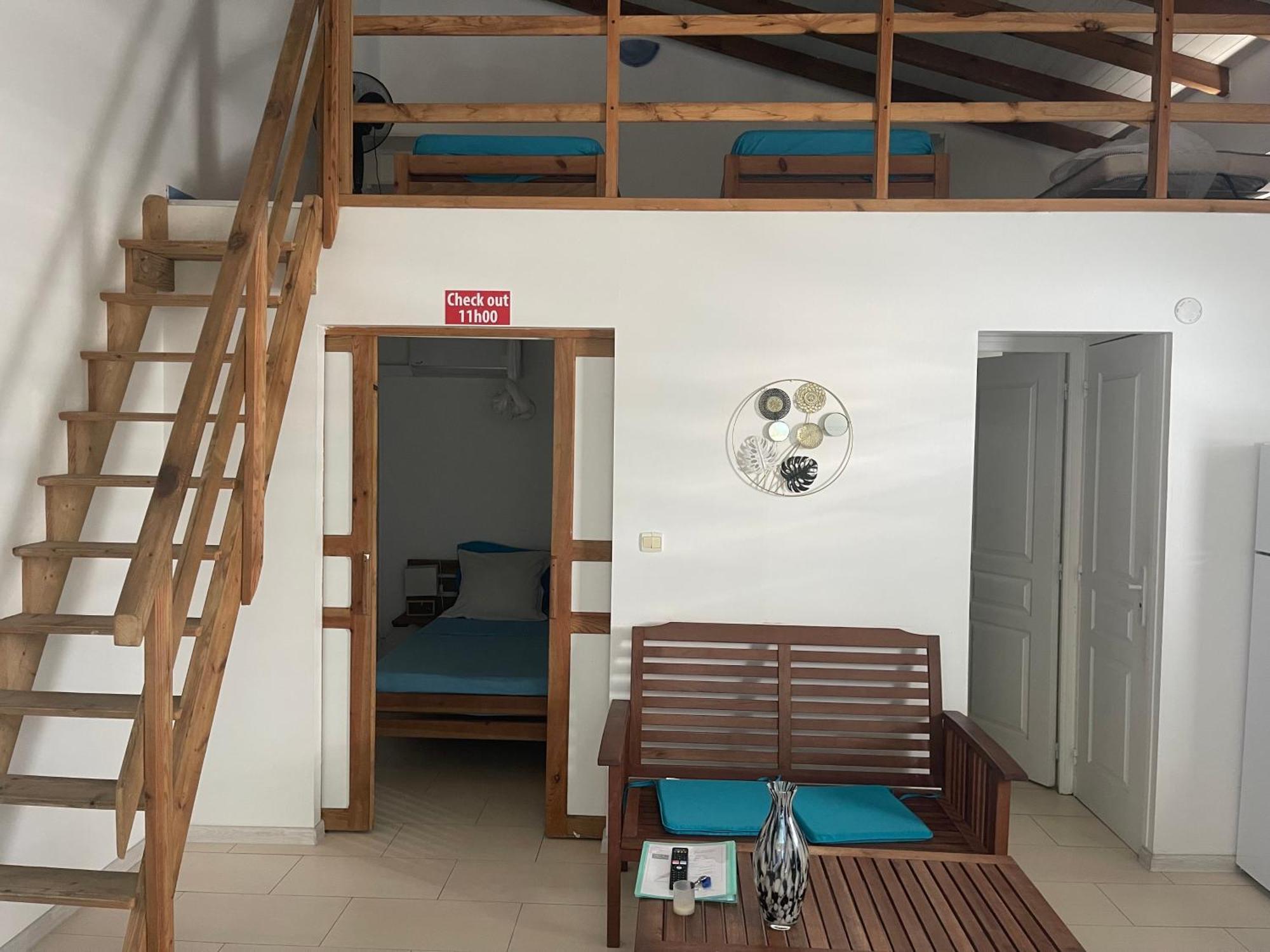 Bungalows Malueva 1 Chambre Et 1 Mezzanine A 5Min De La Plage De La Caravelle Sainte-Anne  Eksteriør bilde
