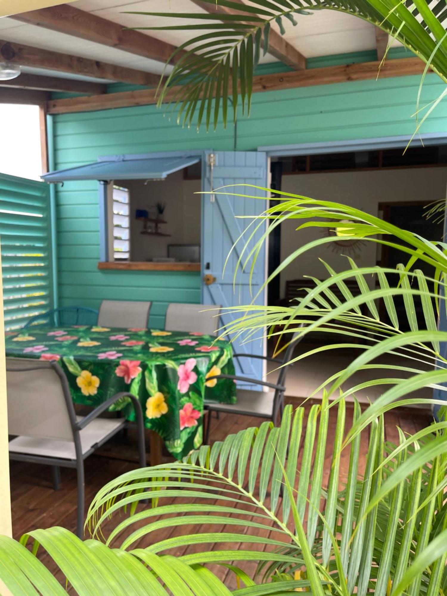 Bungalows Malueva 1 Chambre Et 1 Mezzanine A 5Min De La Plage De La Caravelle Sainte-Anne  Eksteriør bilde